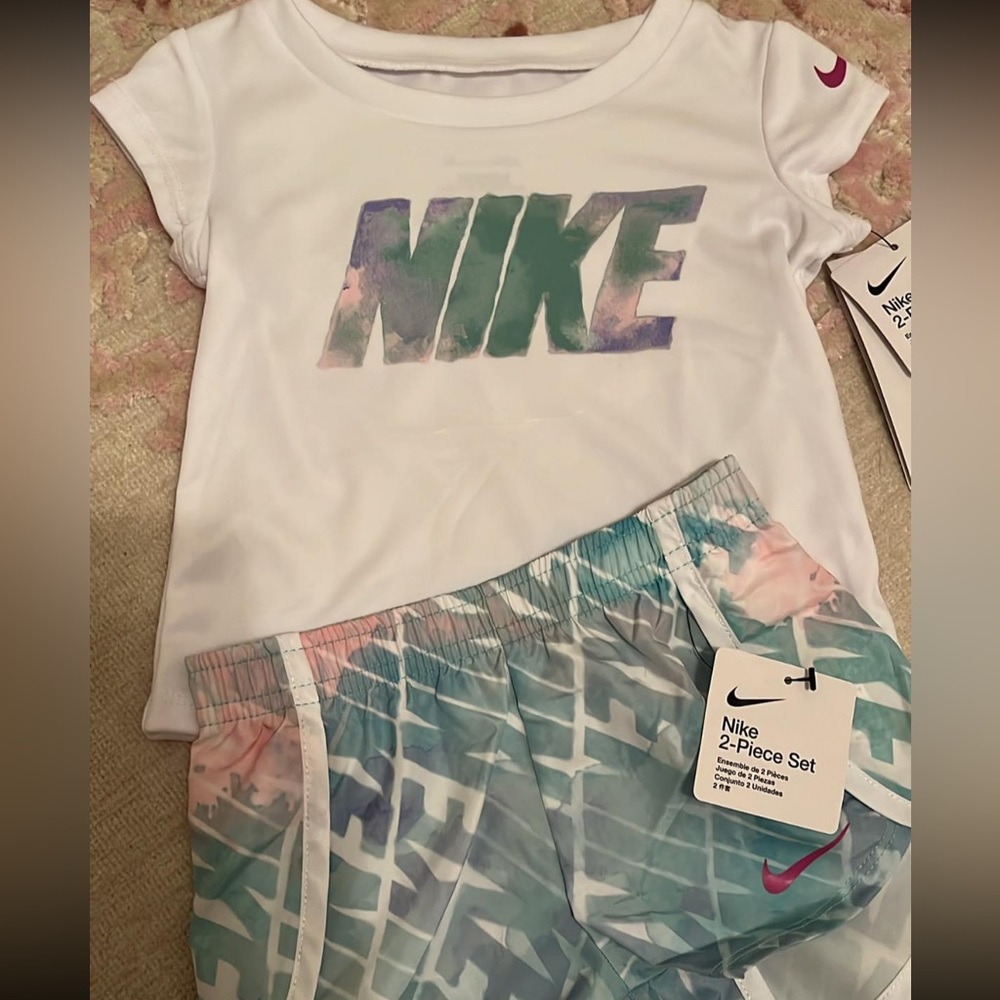 18M Nike Girl Set